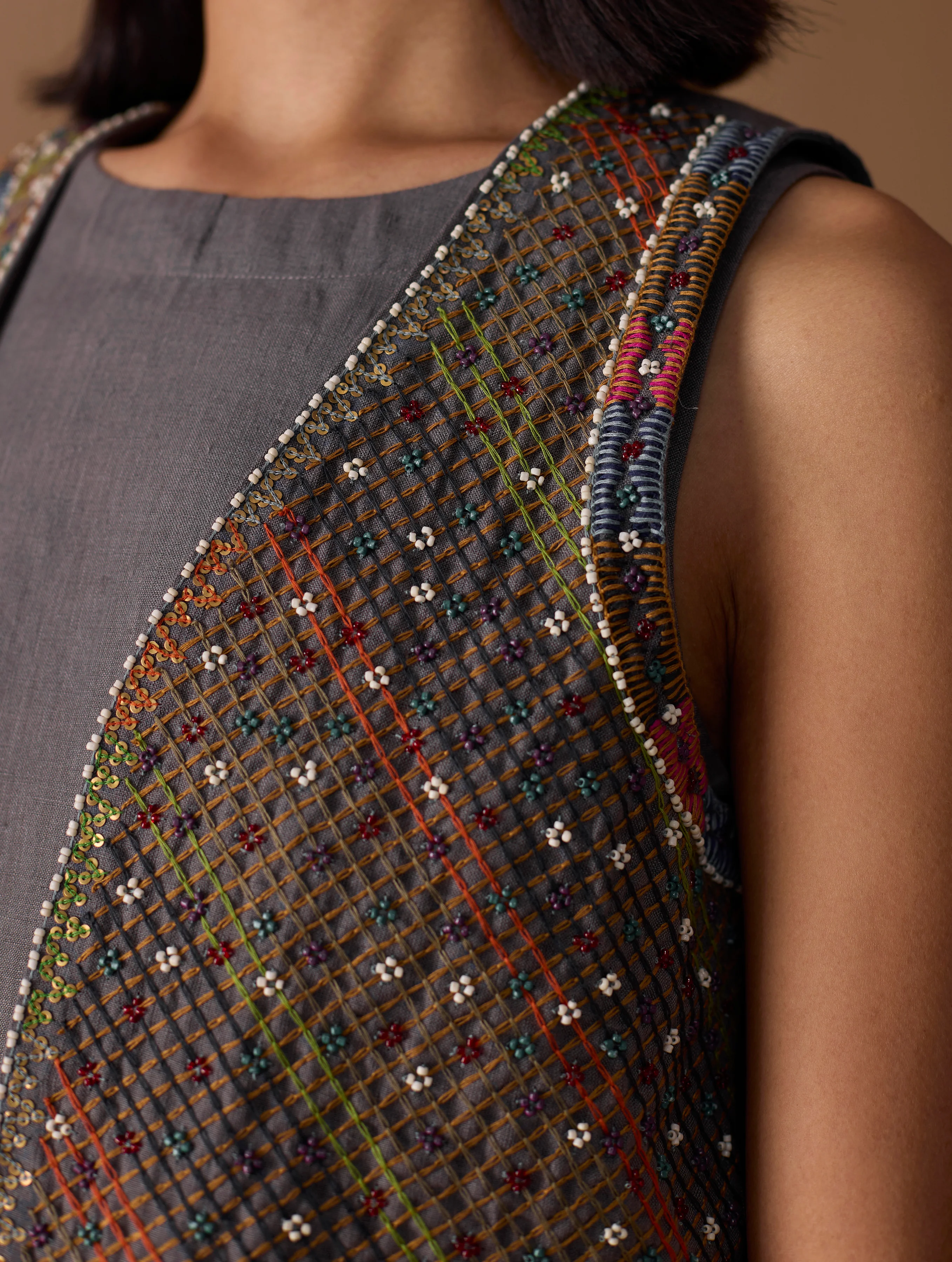 Riza Hand-Embroidered Vest - Metallic Grey - Image 3