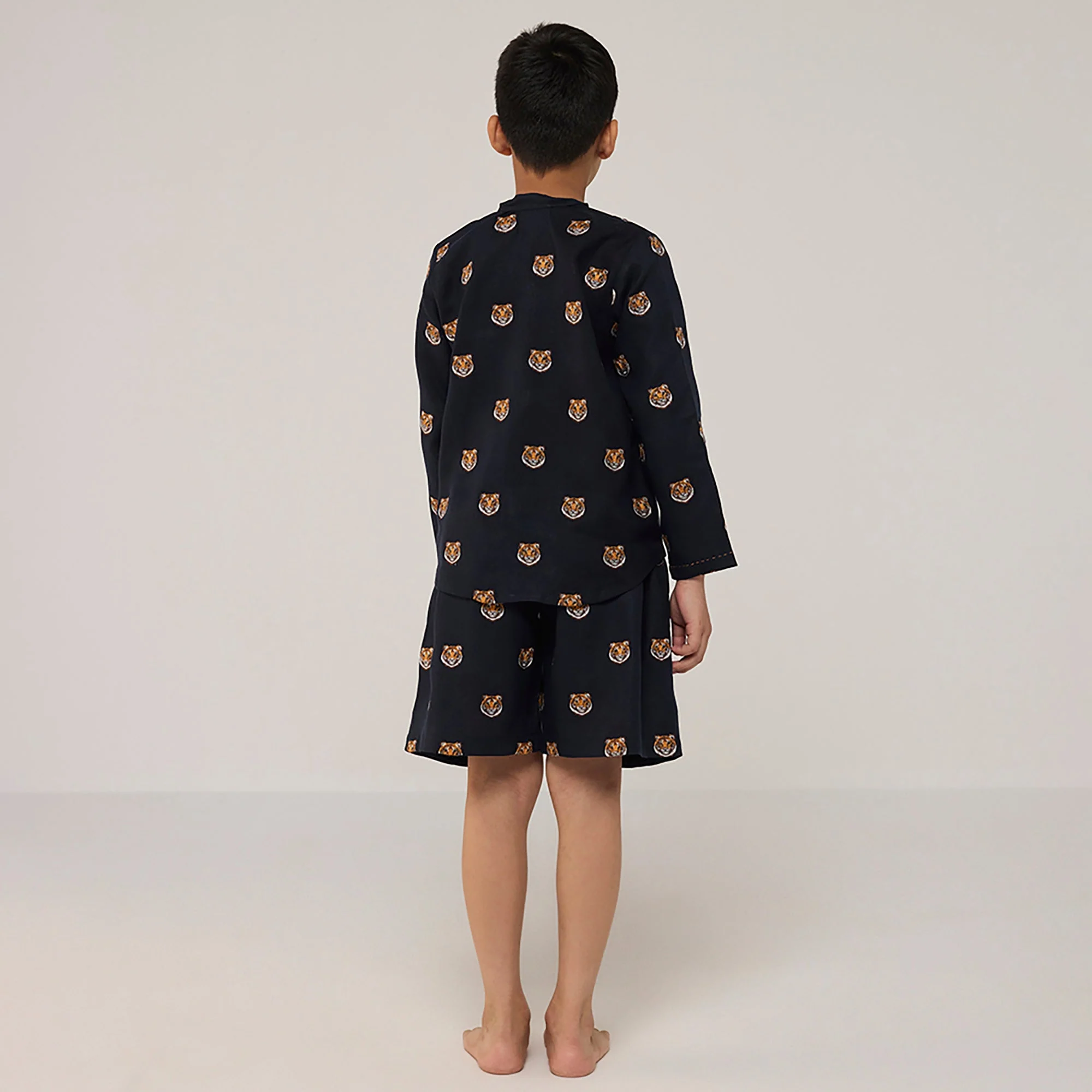 Rolf Linen Shorts - Navy - Image 3