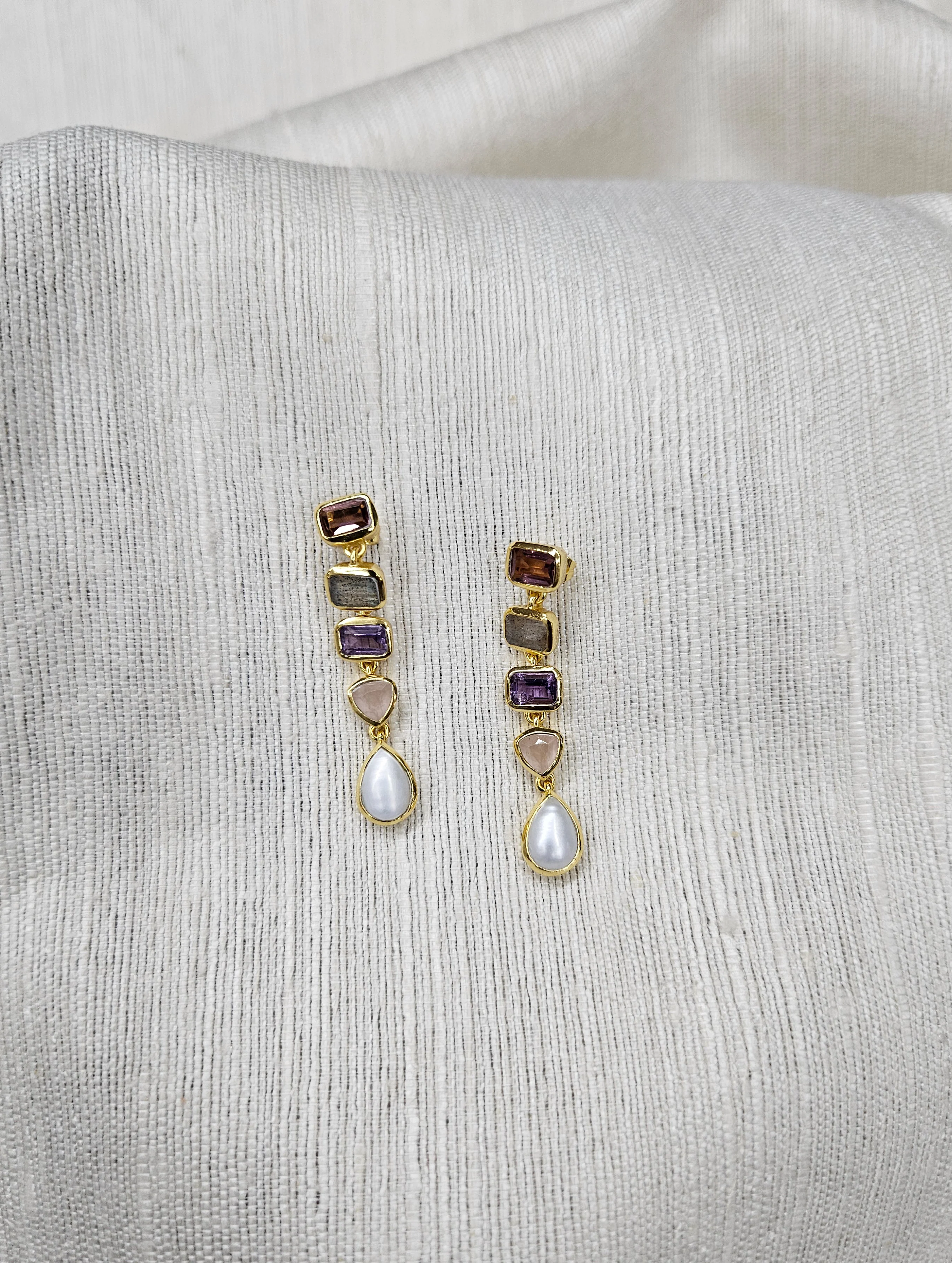 Rysa Drop Earrings - Rose - Image 3