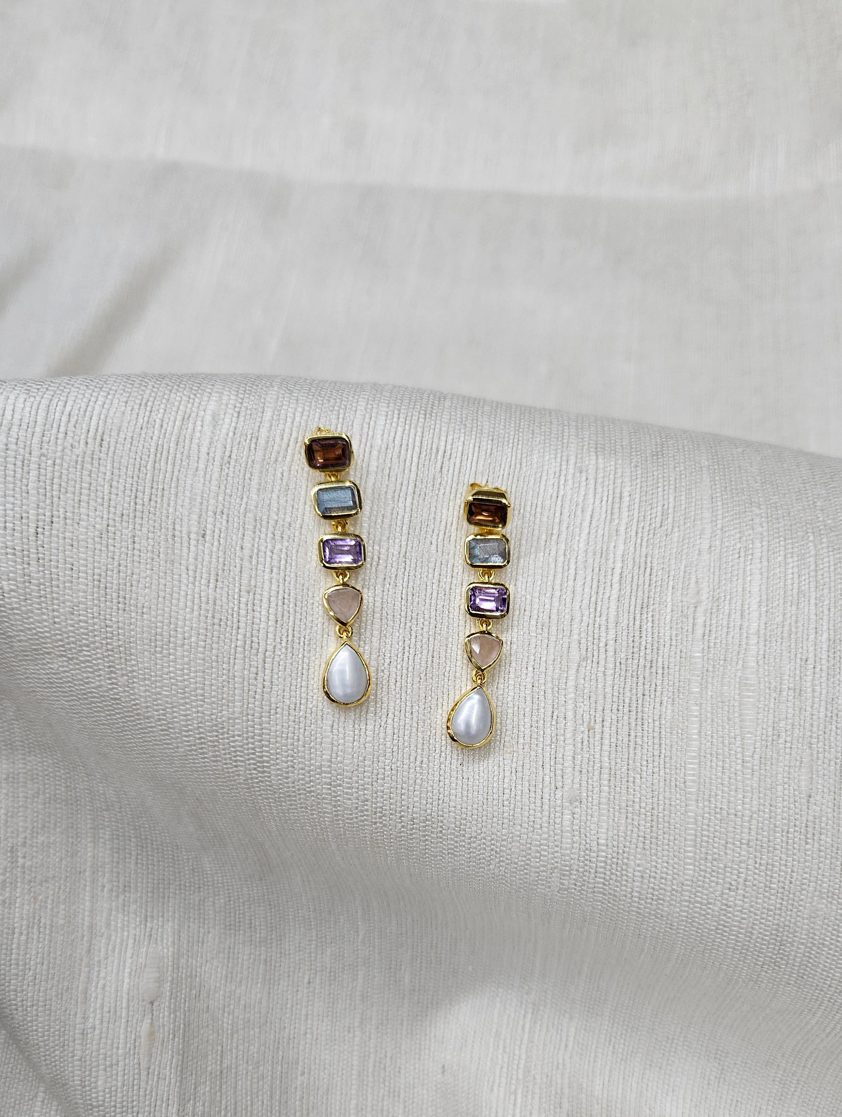 Rysa Drop Earrings - Rose - Image 4