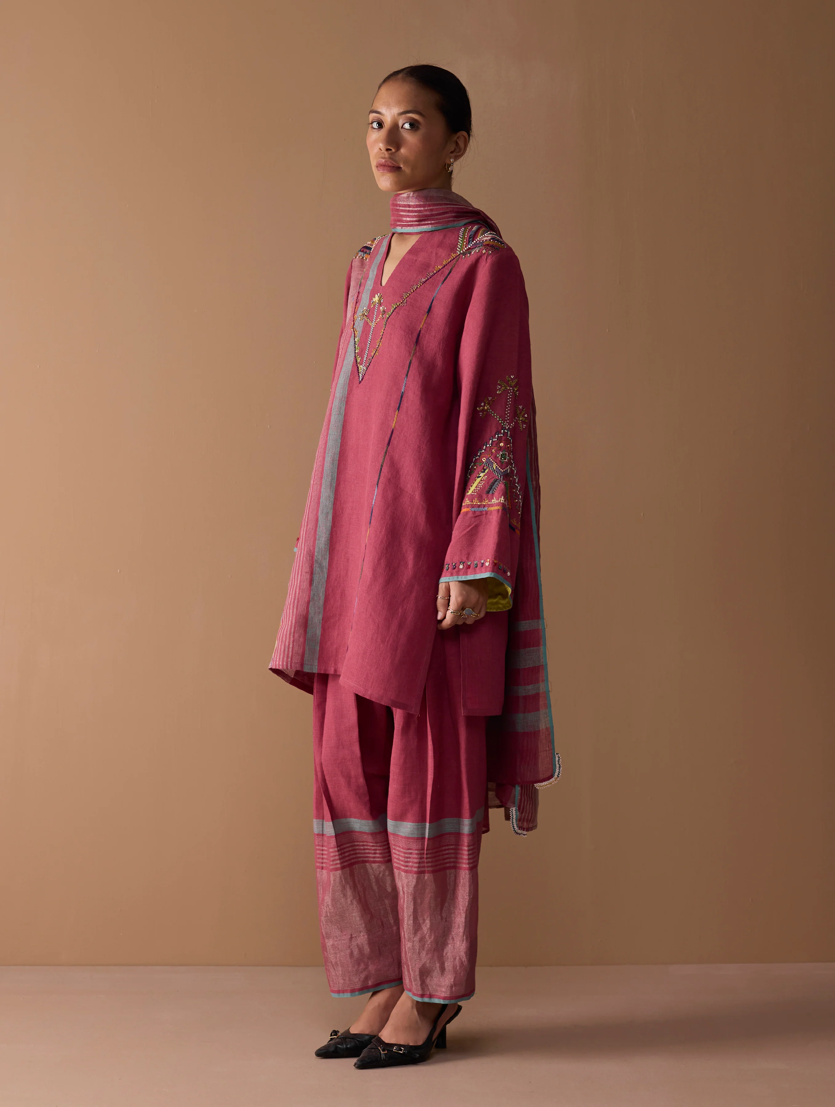 Sahar Hand-Embroidered Kurta Set - Metallic Crimson - Image 15