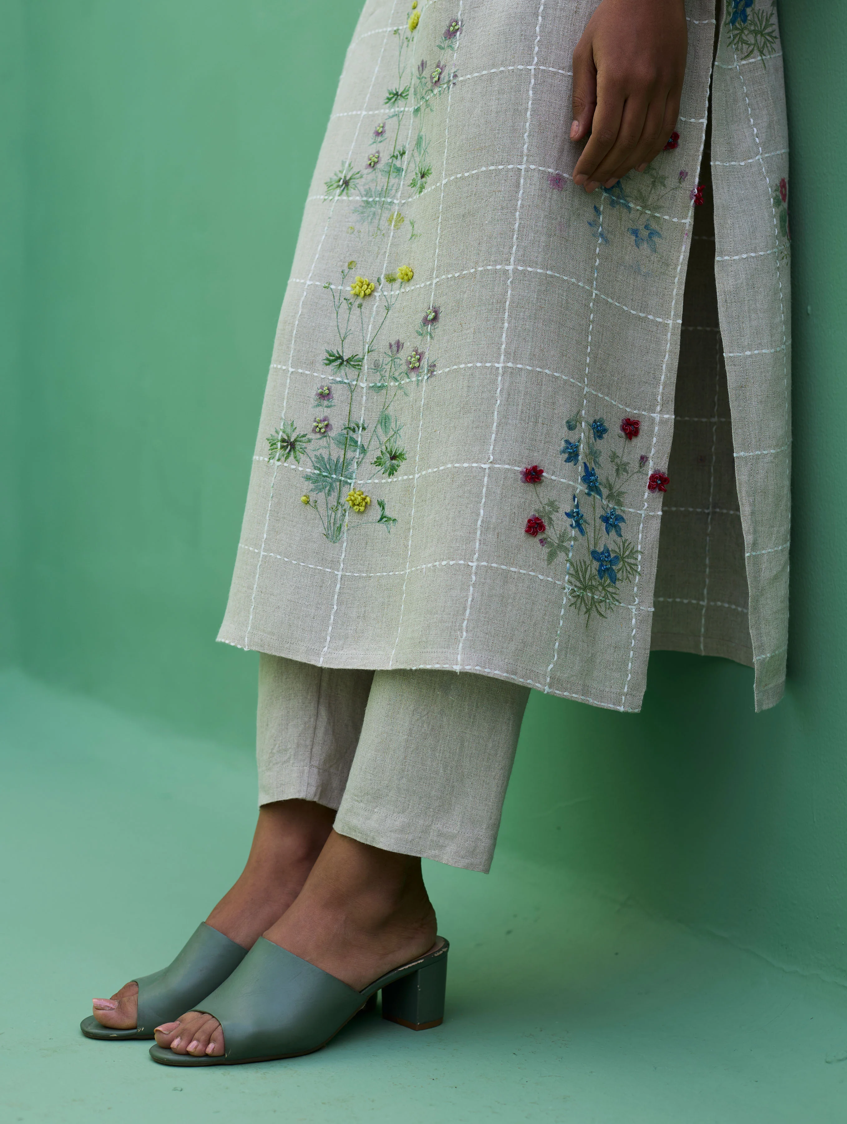 Sakura Botanical Stripe Linen Kurta Set - Natural - Image 10
