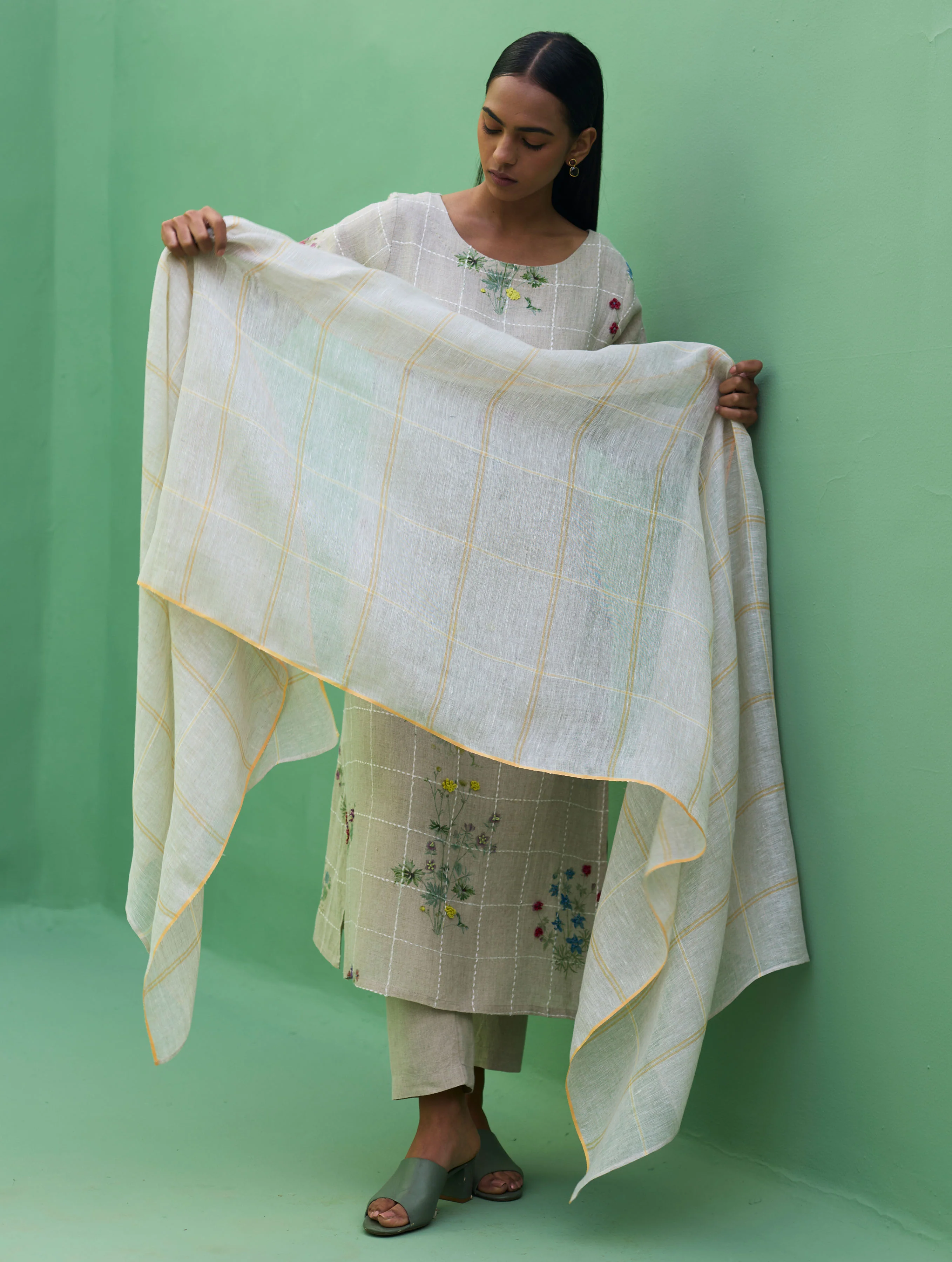 Sakura Botanical Stripe Linen Kurta Set - Natural - Image 12