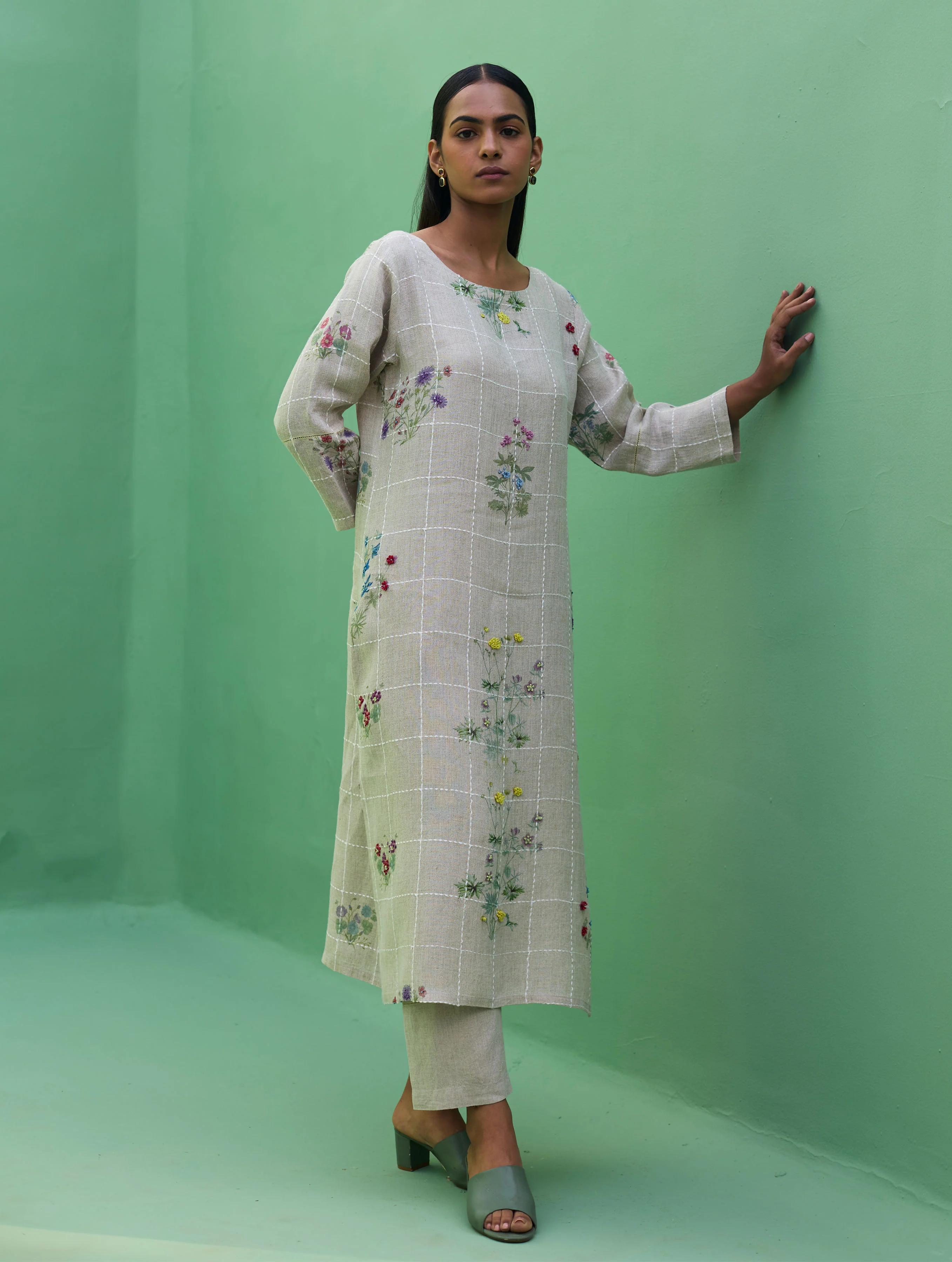 Sakura Botanical Stripe Linen Kurta Set - Natural - Image 15