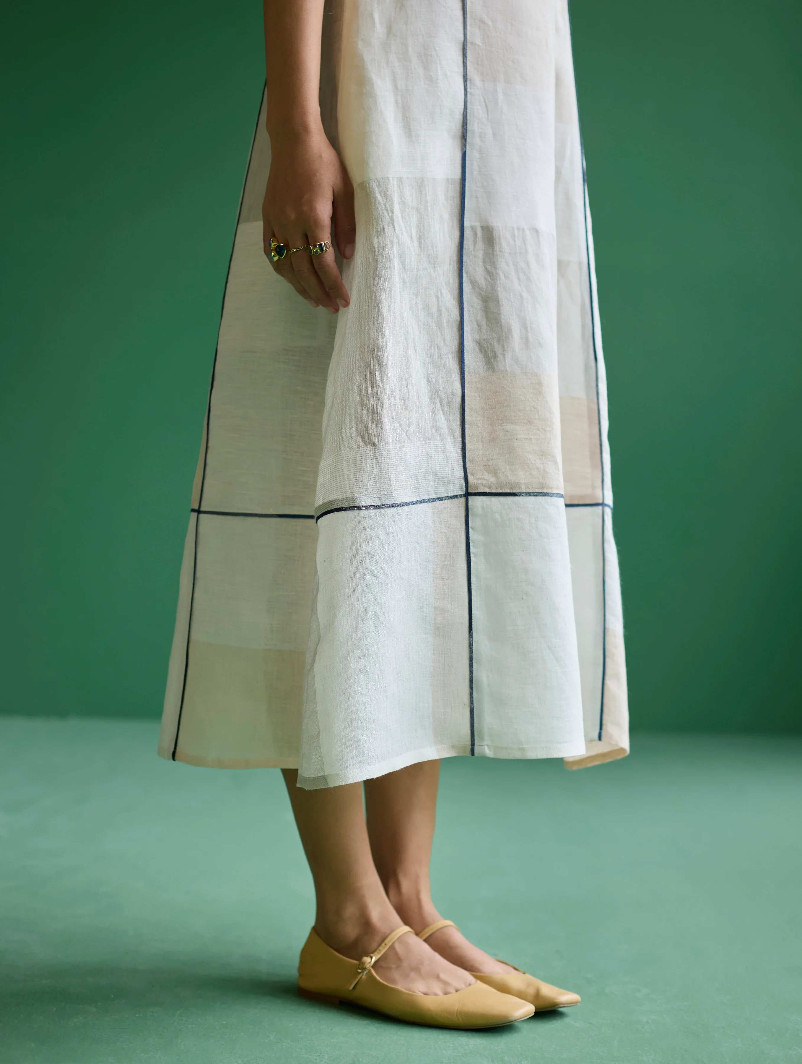 Sehr Metallic Linen Piping Dress - Ivory - Image 2