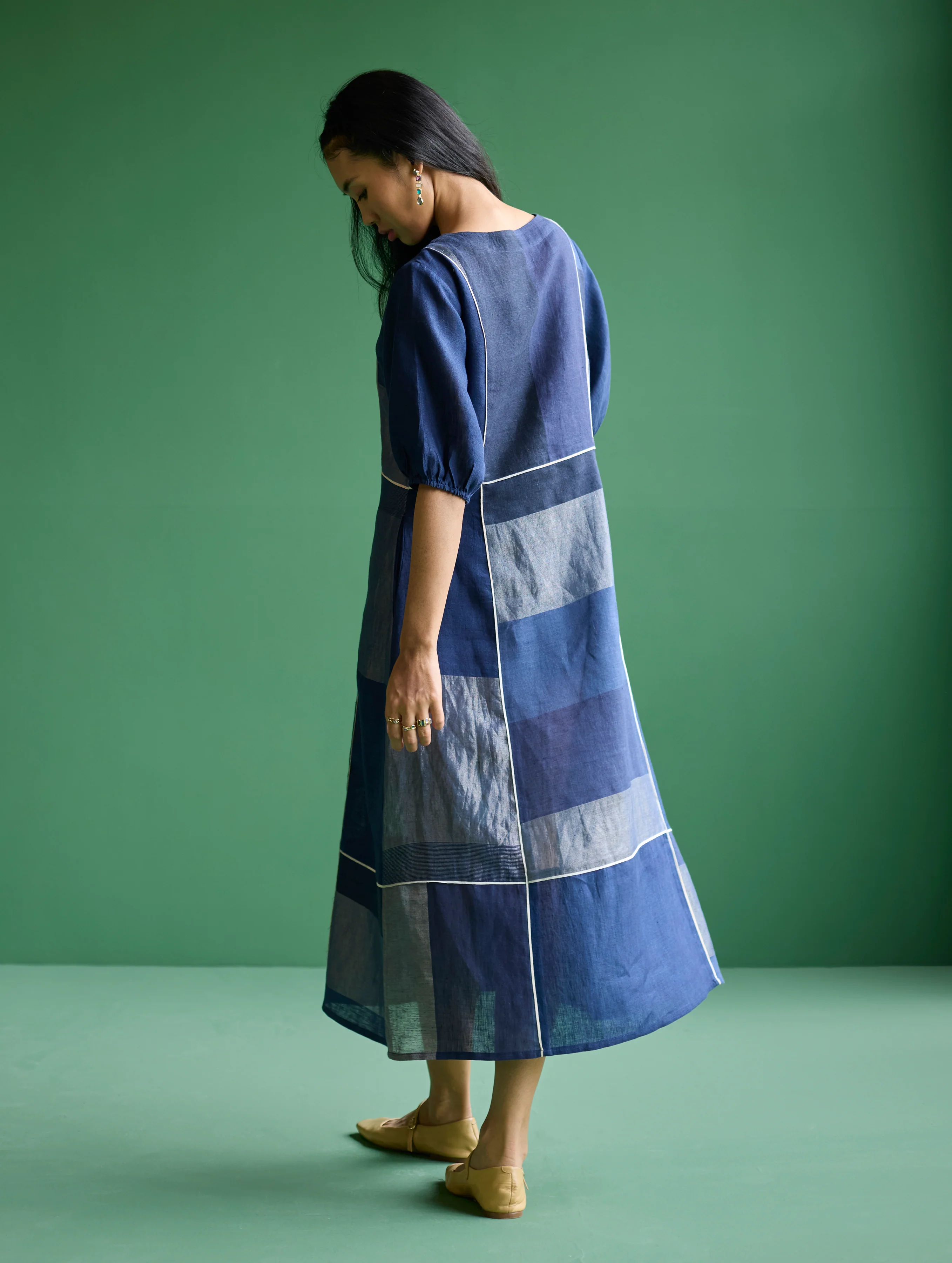Sehr Metallic Linen Piping Dress - Navy - Image 7