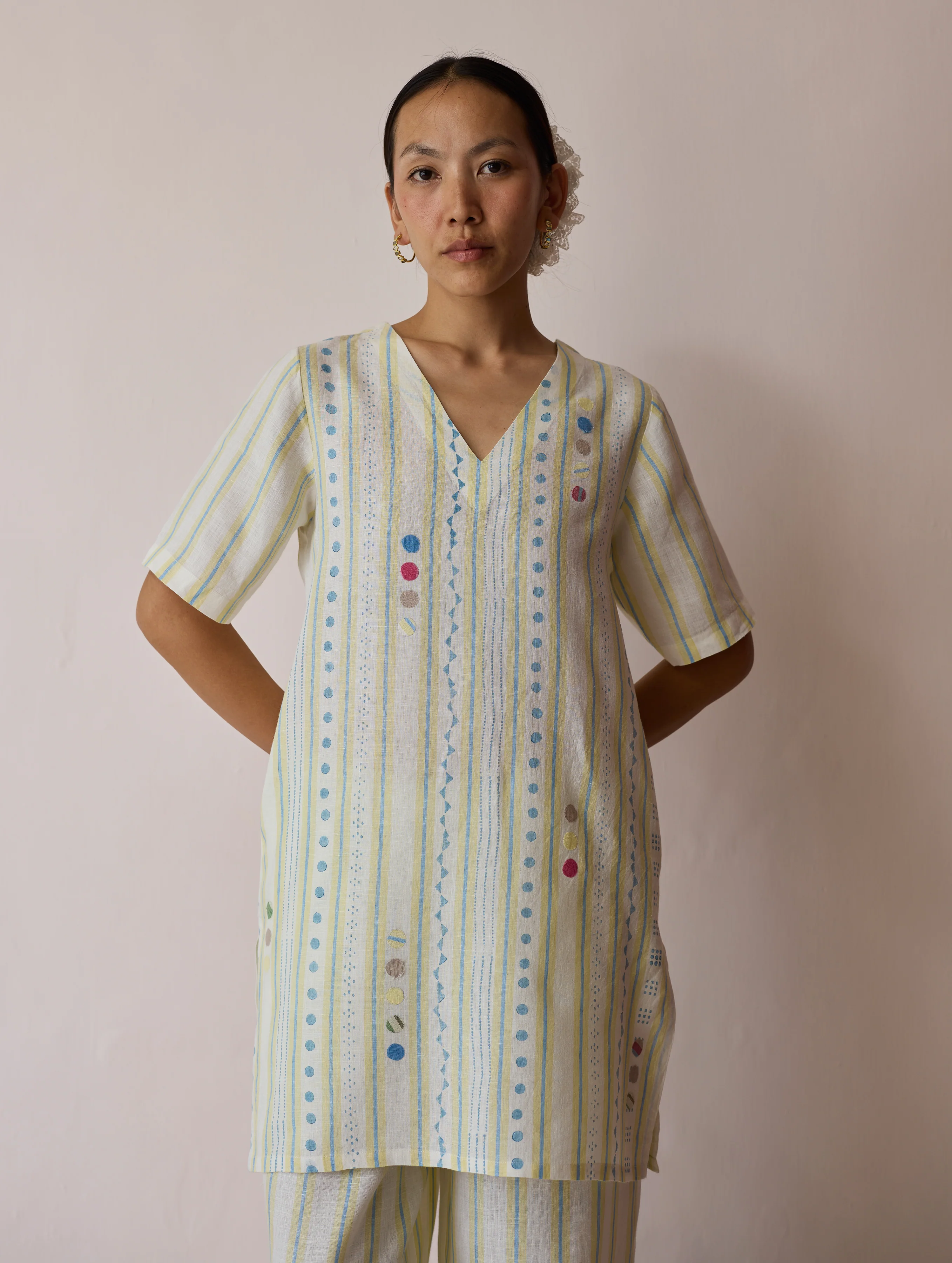 Selle Linen Applique Kurta Set - Ivory - Image 12