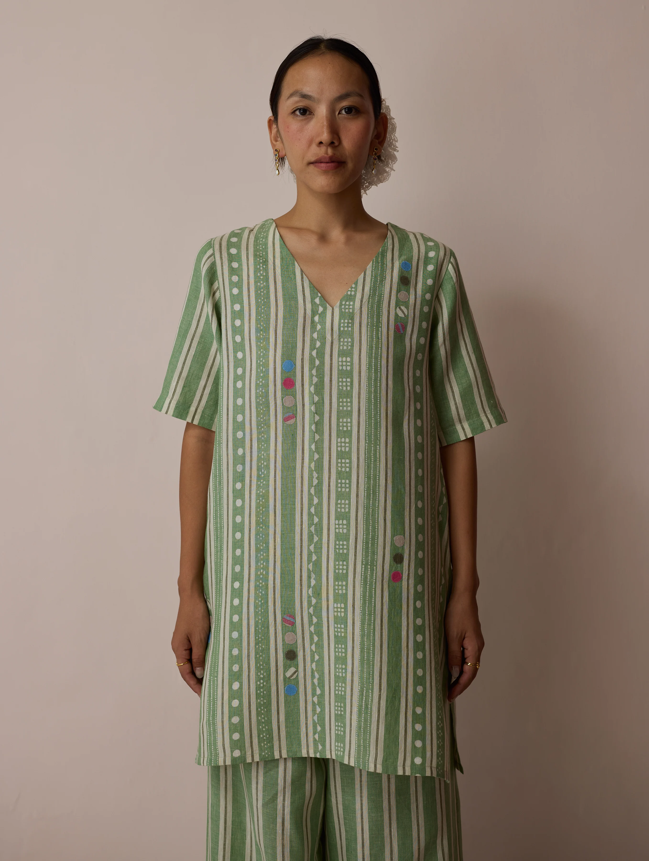 Selle Linen Stripe Applique Kurta - Fern - Image 11