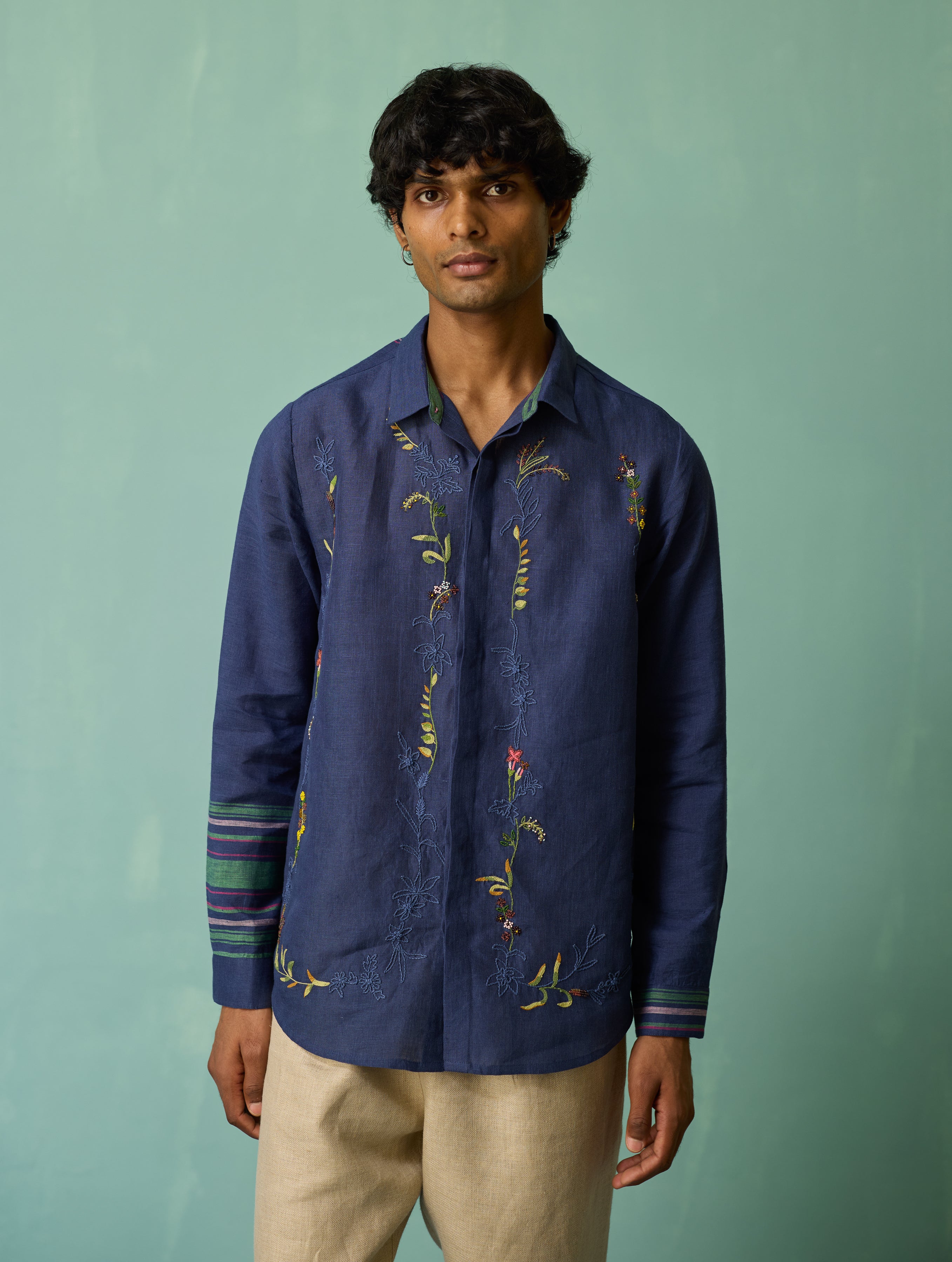 Sid Hand-Embroidered Floral Shirt - Indigo - Image 5