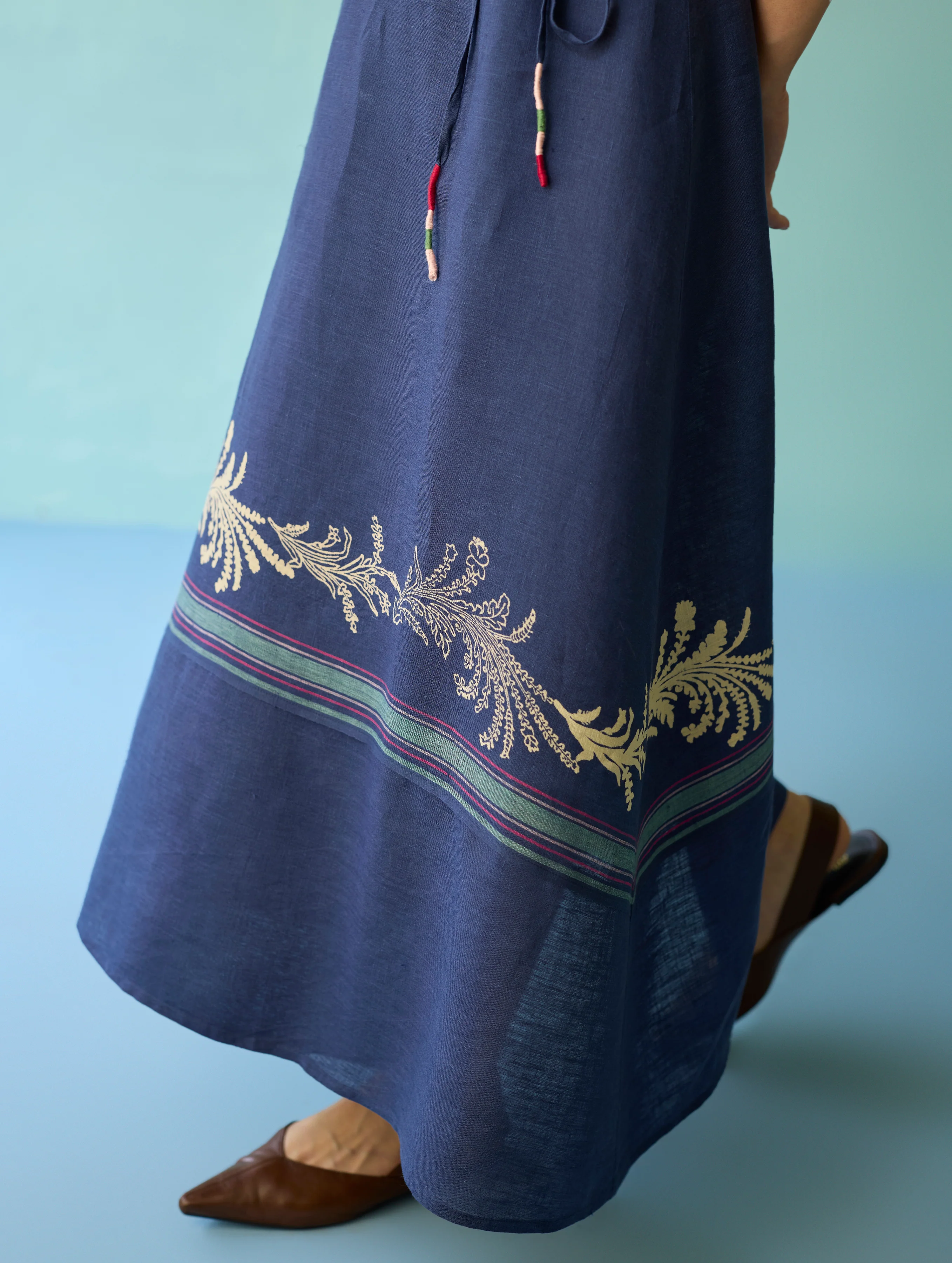 Sira Border Linen Floral Wrap Dress - Indigo - Image 10