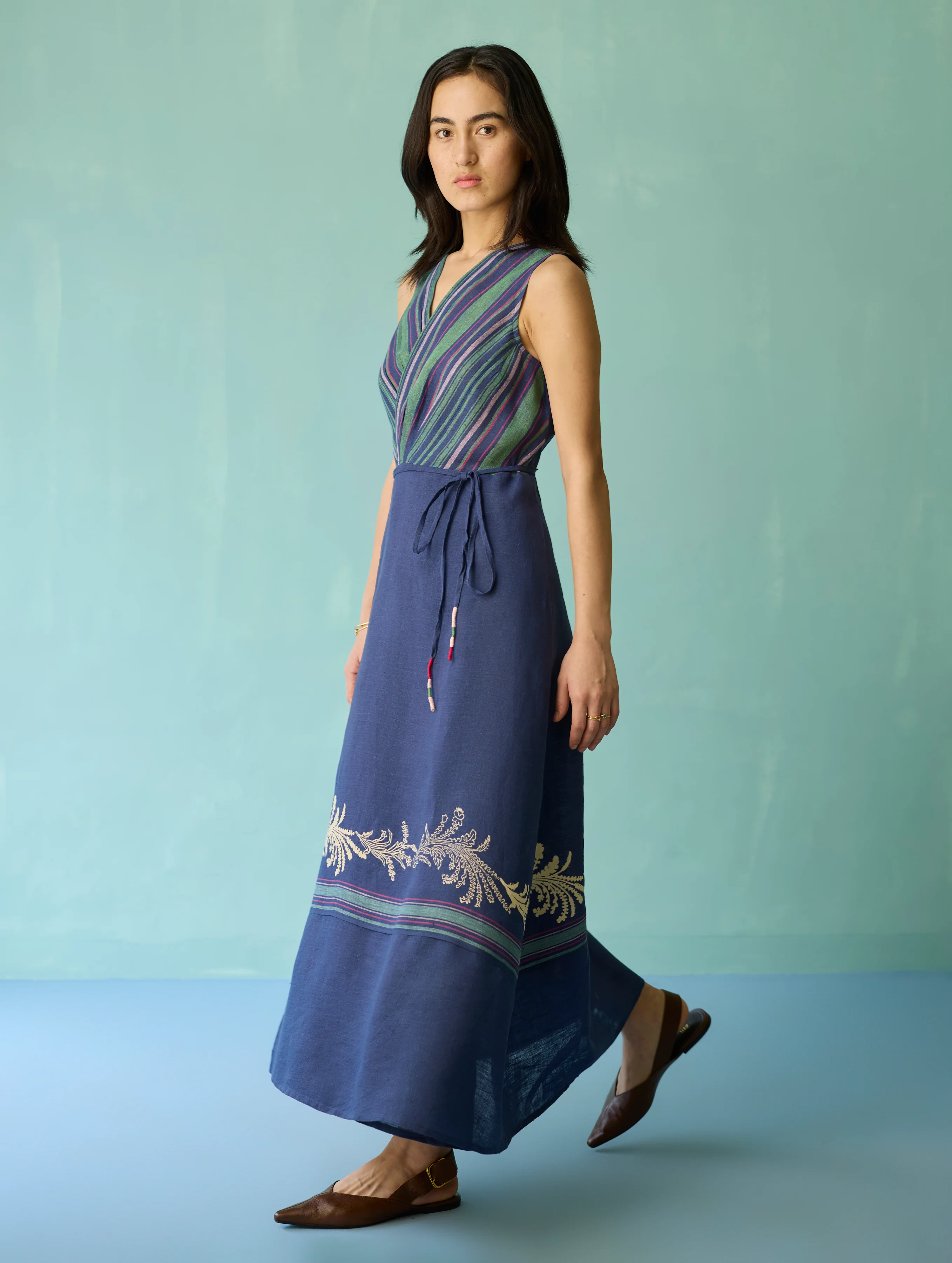 Sira Border Linen Floral Wrap Dress - Indigo - Image 3