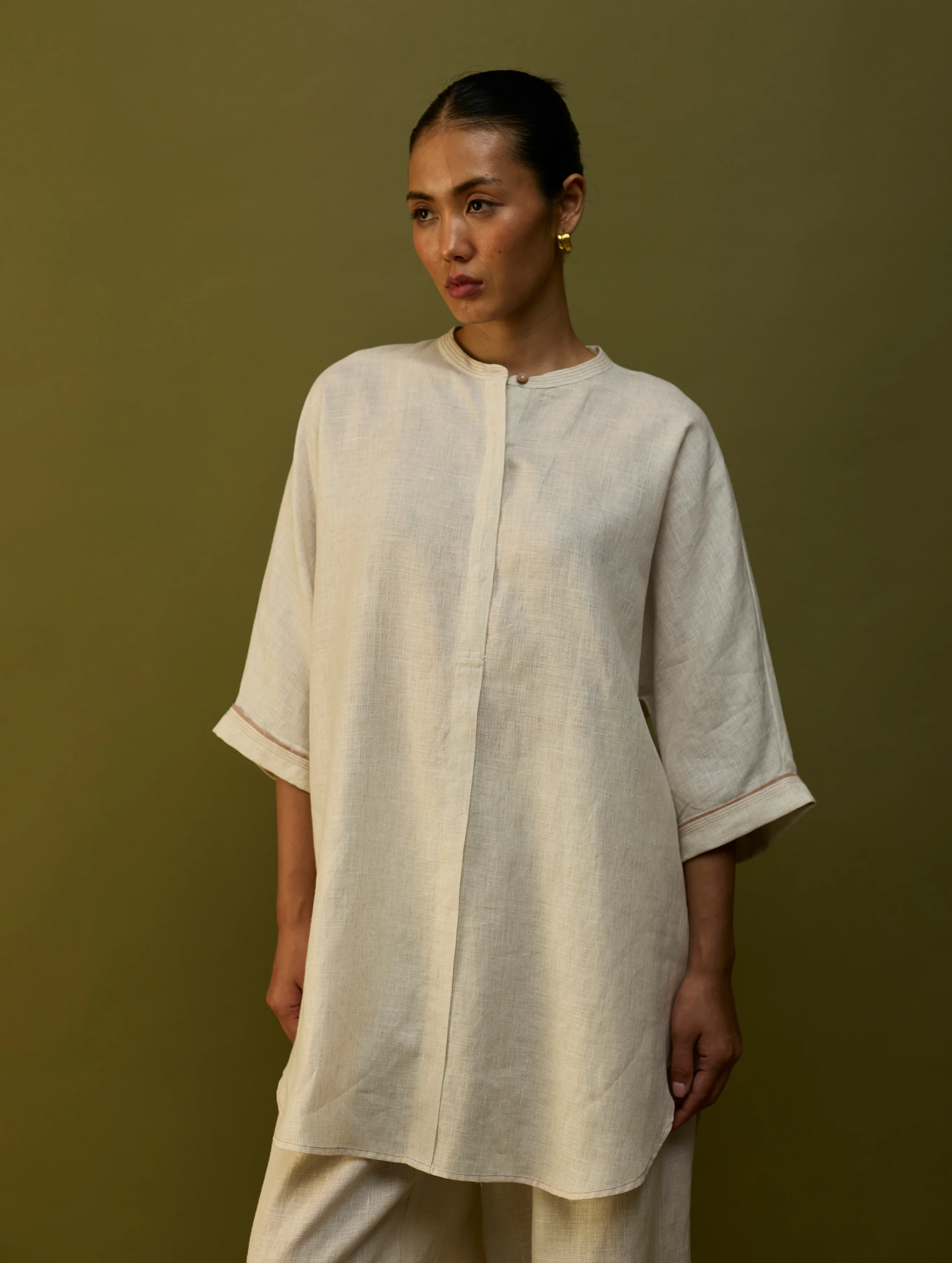 Sumire Curved Hem Linen Co-ord Set - Off White - Image 2