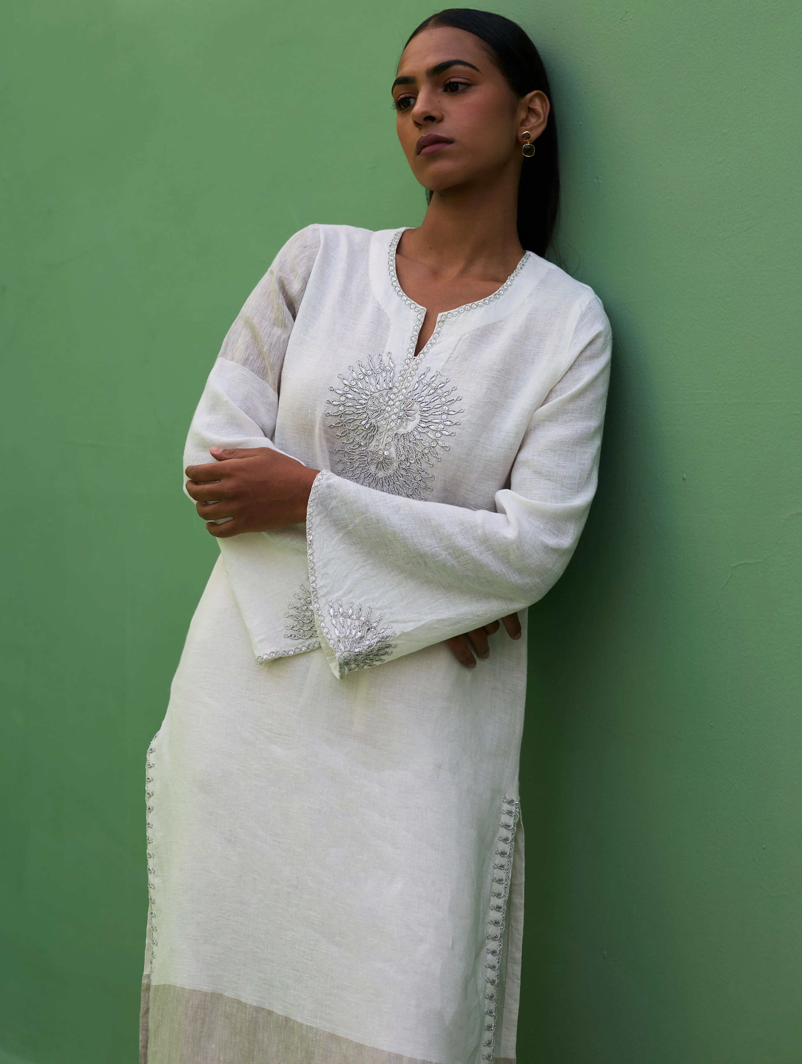 Susie Gotapatti Linen Kurta - Metallic Ivory - Image 3