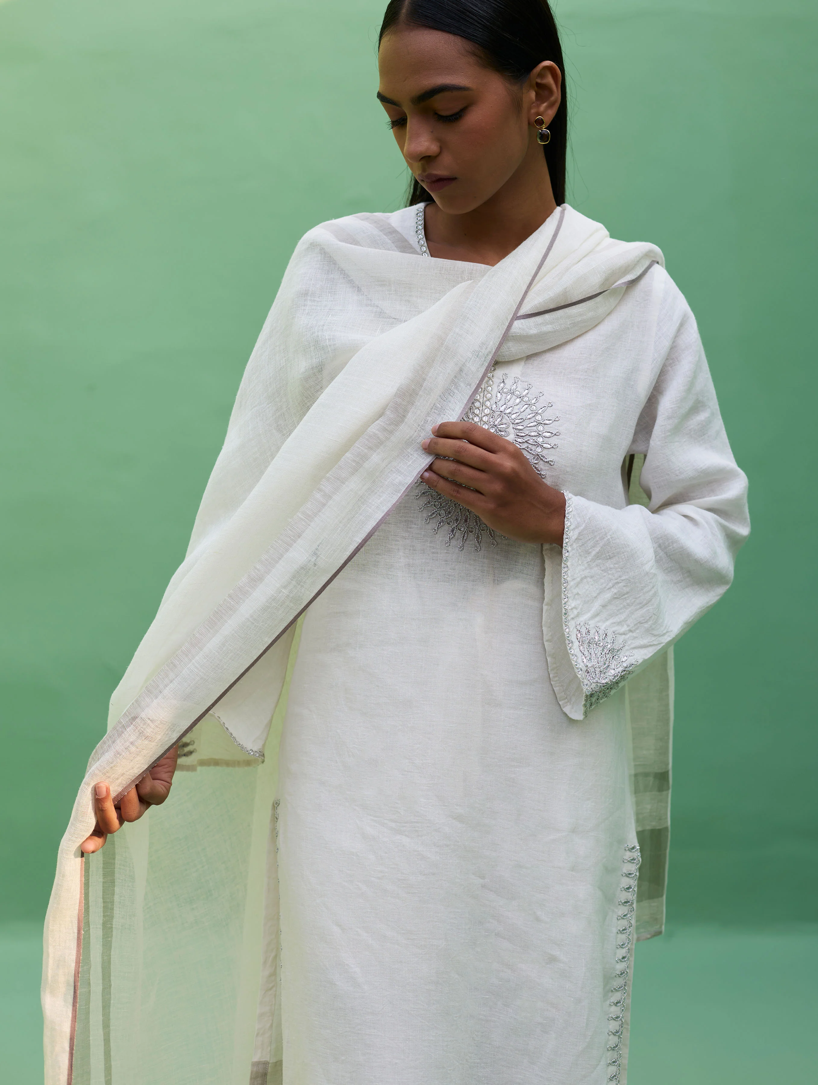 Susie Gotapatti Linen Kurta Set - Metallic Ivory - Image 9