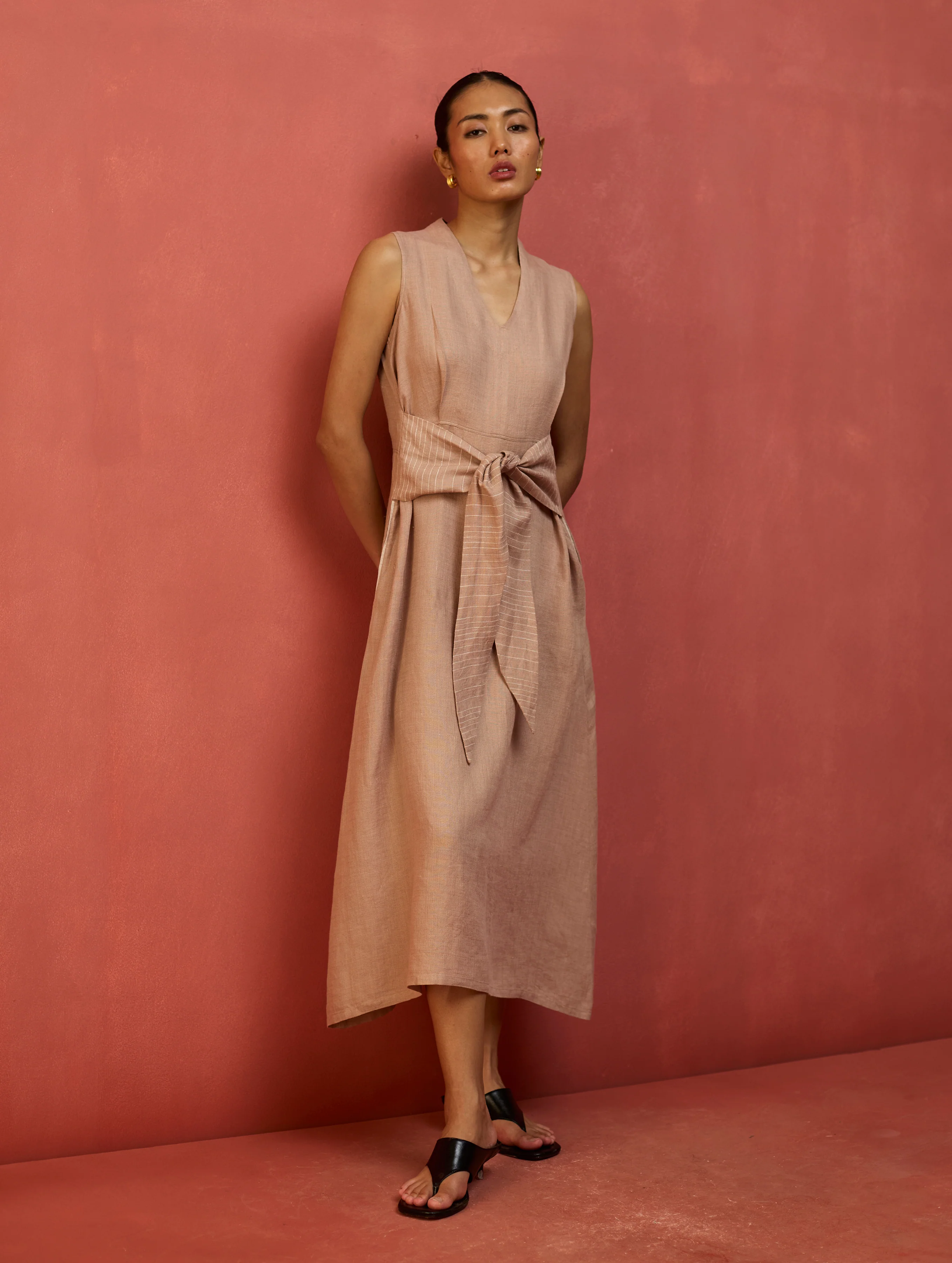 Tako Sleeveless Linen Knot Dress - Dusty Rose - Image 7