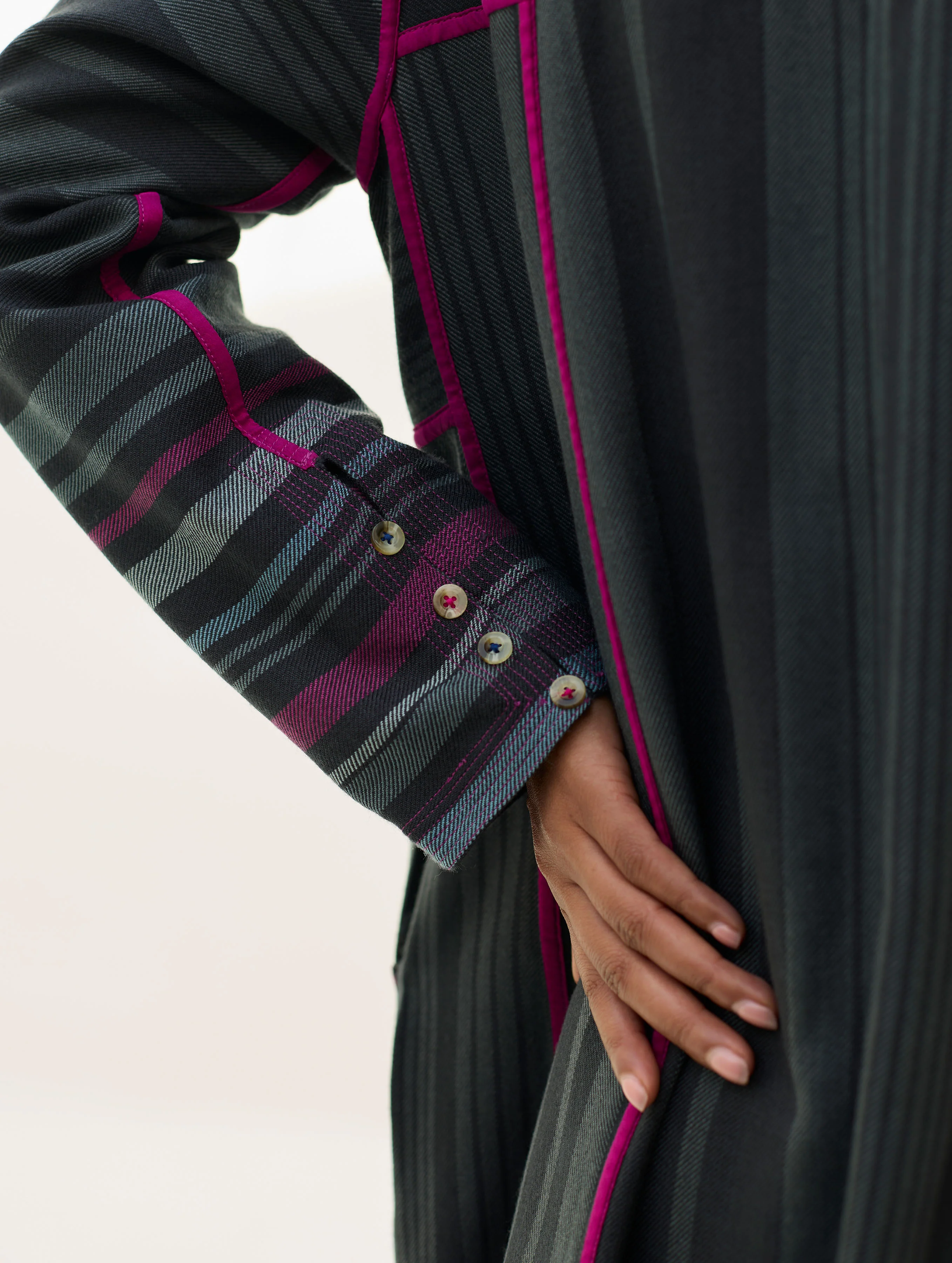 Thena Reversible Merino Wool Overlay - Charcoal - Image 7