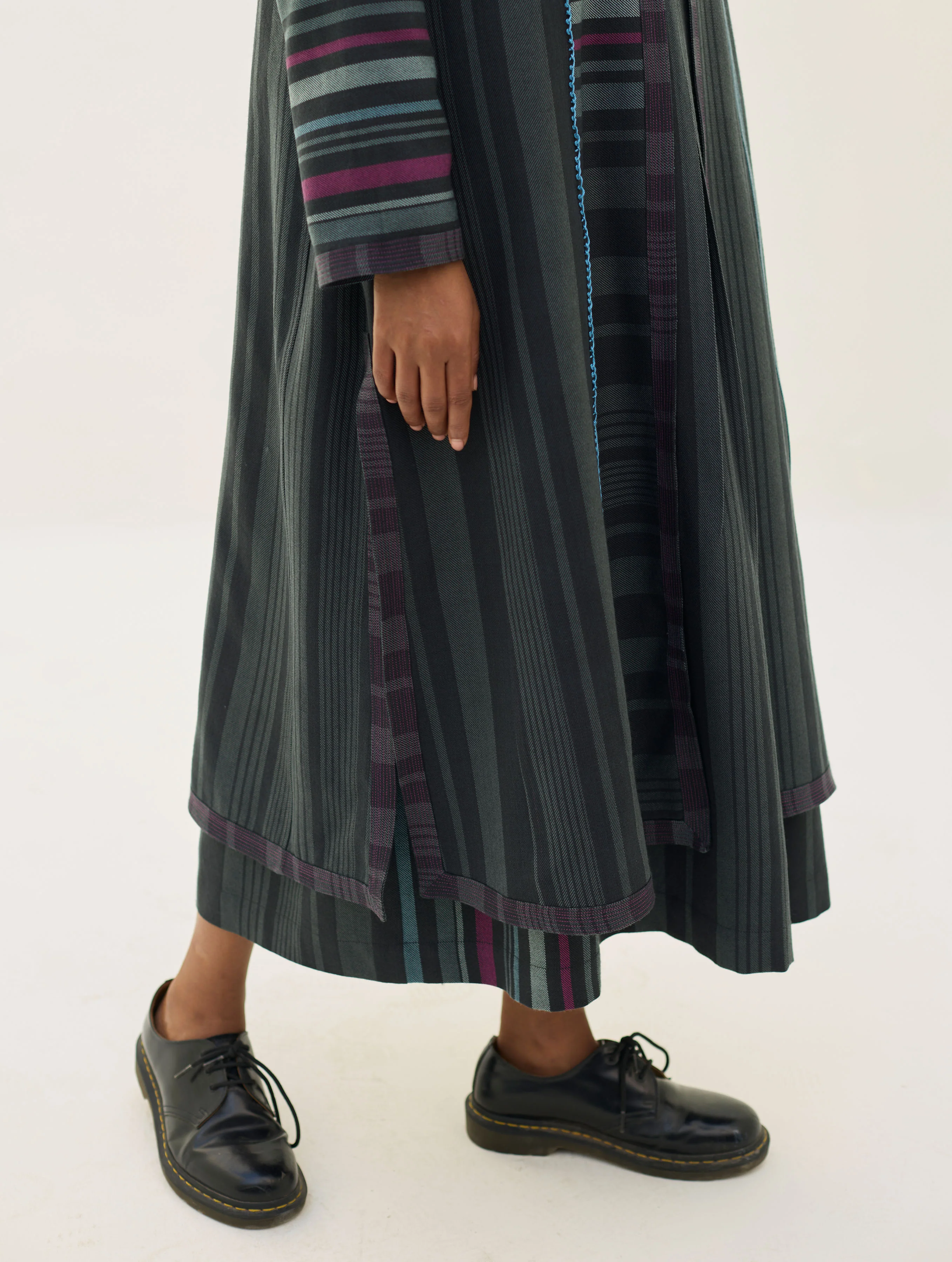 Thena Reversible Merino Wool Overlay - Charcoal - Image 11