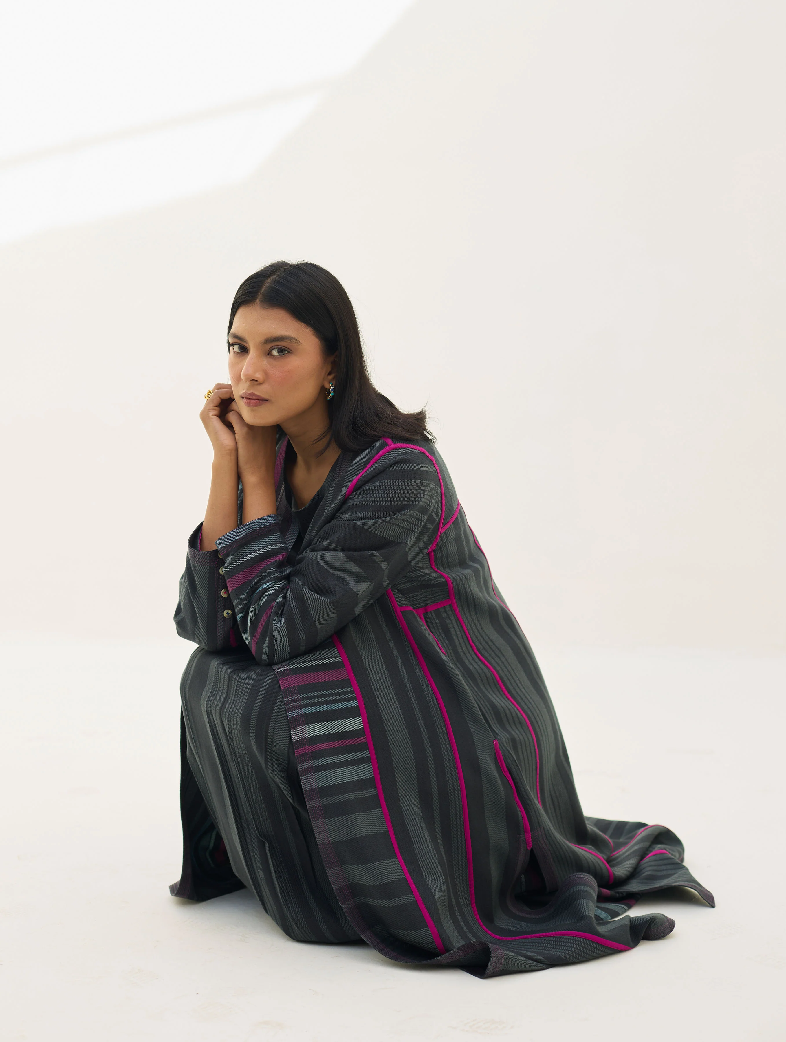 Thena Reversible Merino Wool Overlay - Charcoal