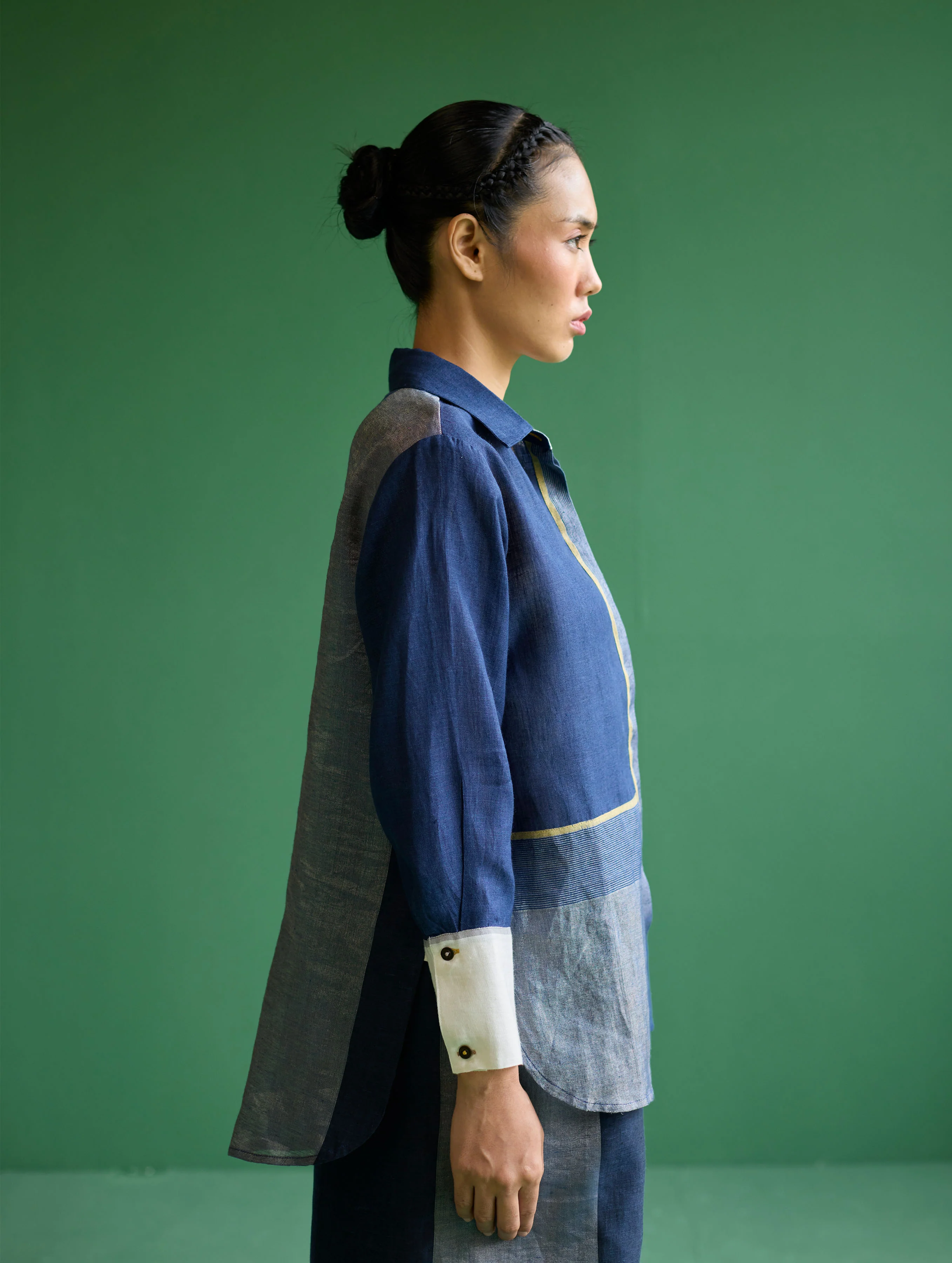 Yang Color-Blocked Metallic Linen Shirt - Navy - Image 6