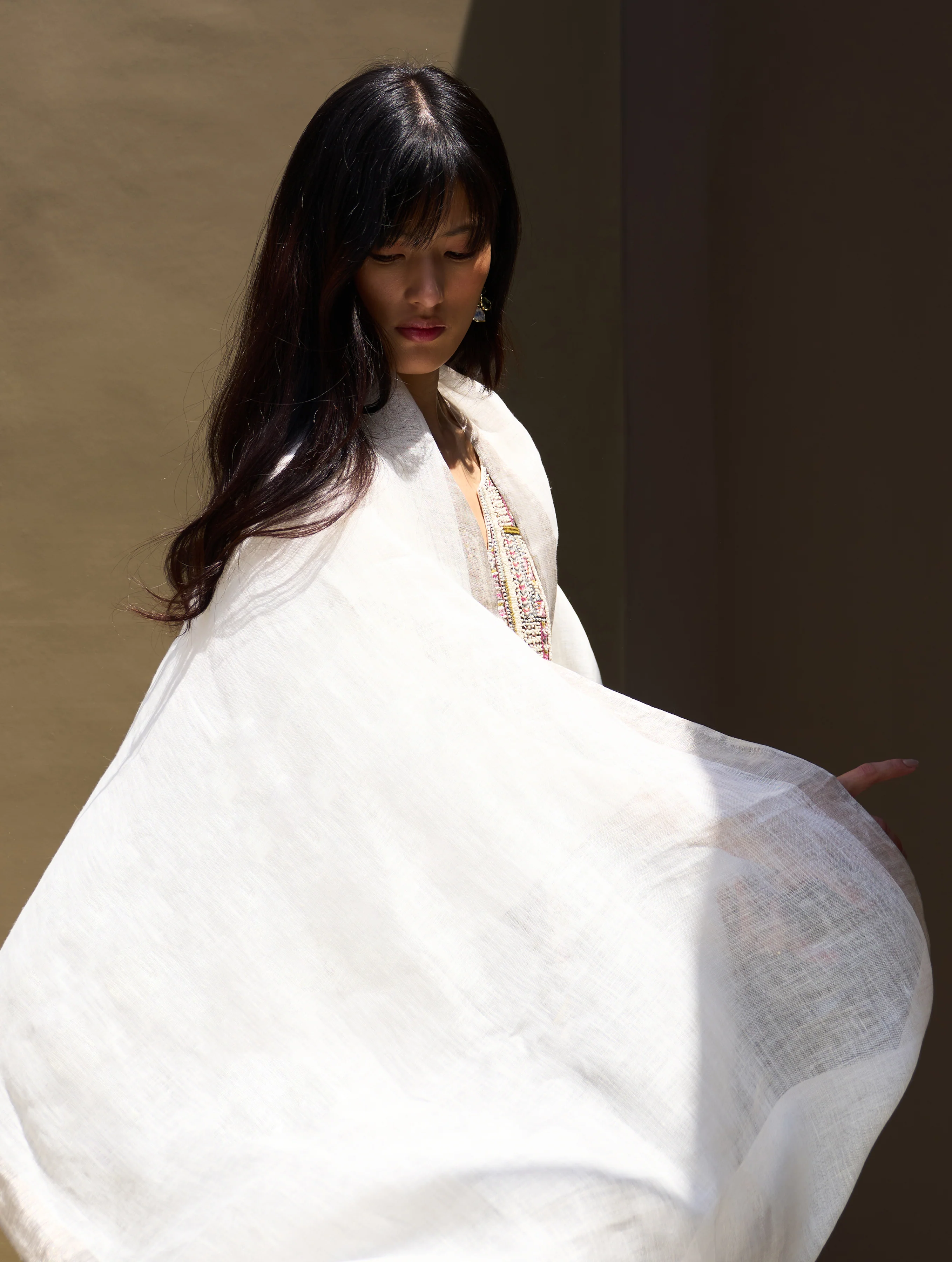 Zara Handloom Linen Dupatta - Ivory - Image 3