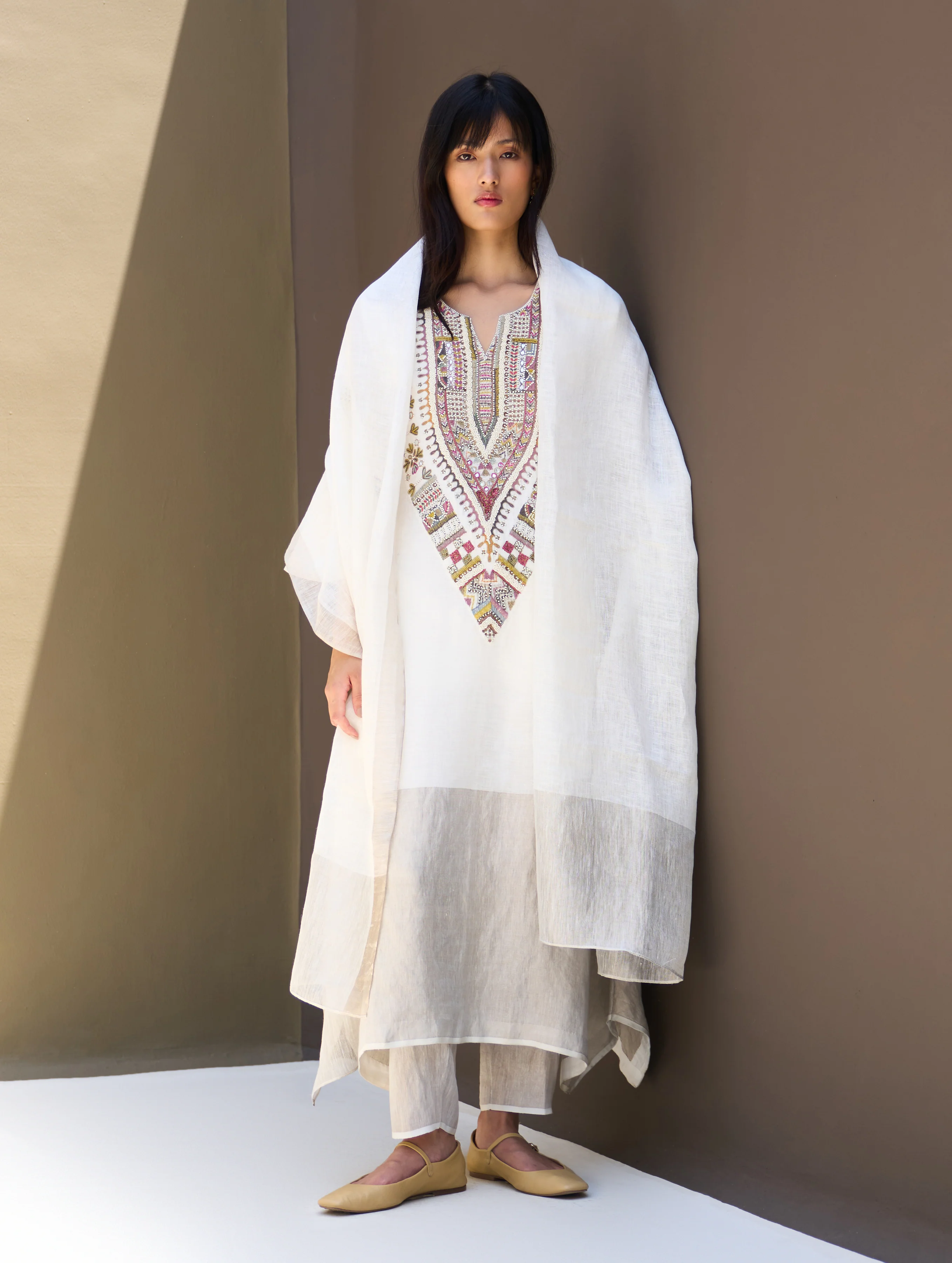 Zara Handloom Linen Dupatta - Ivory - Image 4