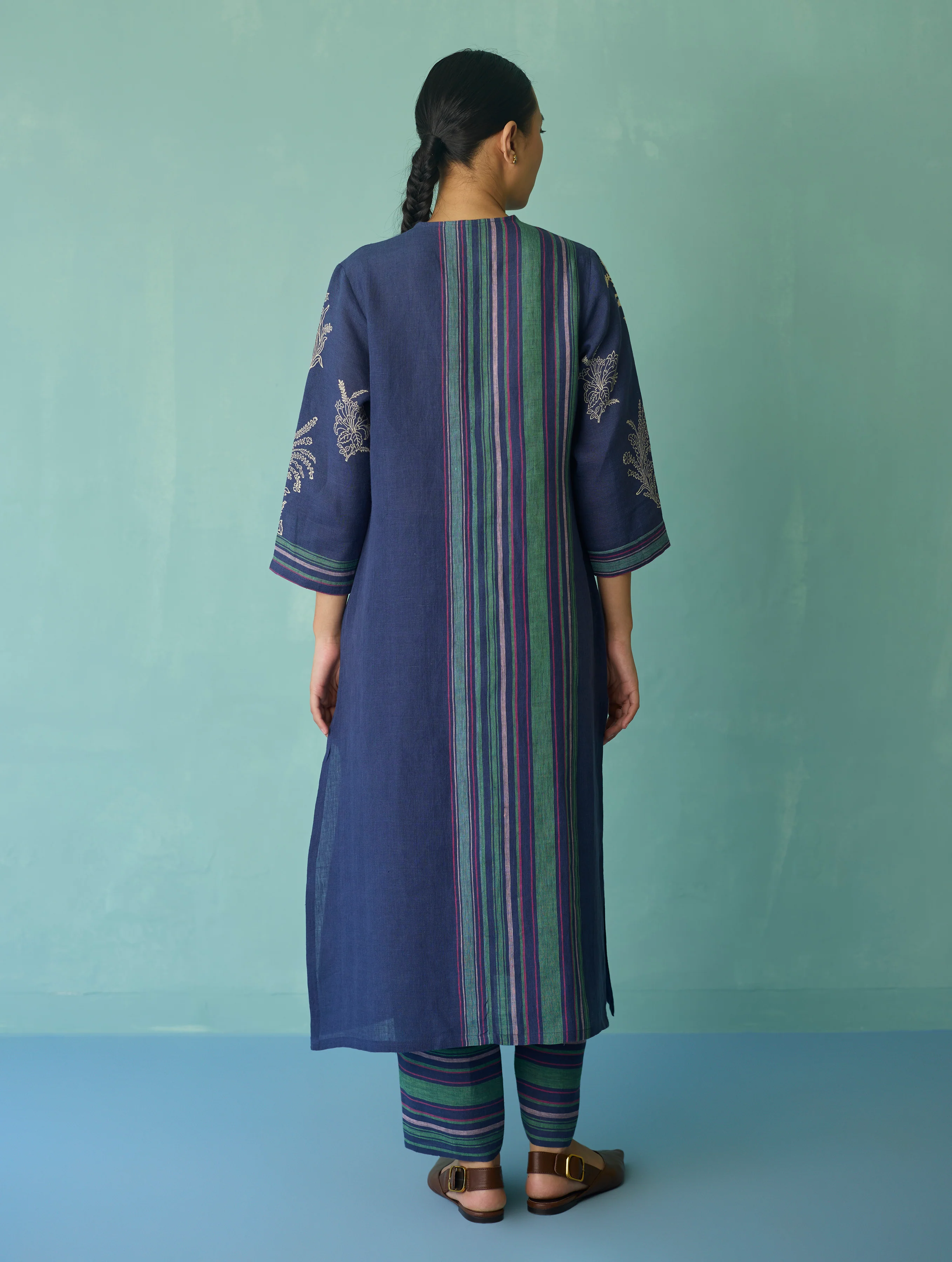 Zura Floral Block Printed Embroidered Kurta - Indigo - Image 14