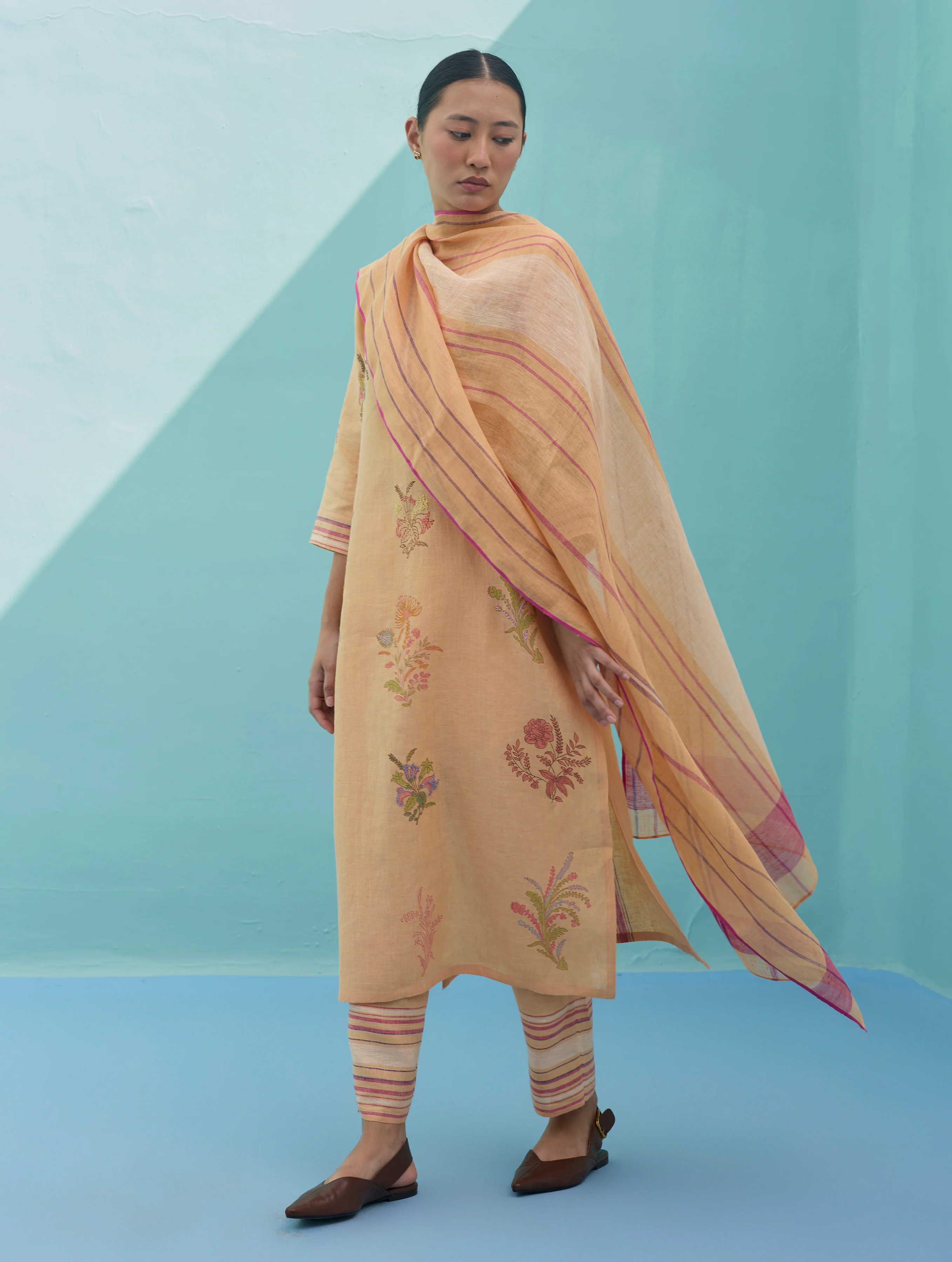 Zura Floral Block Printed Embroidered Kurta Set - Apricot - Image 11