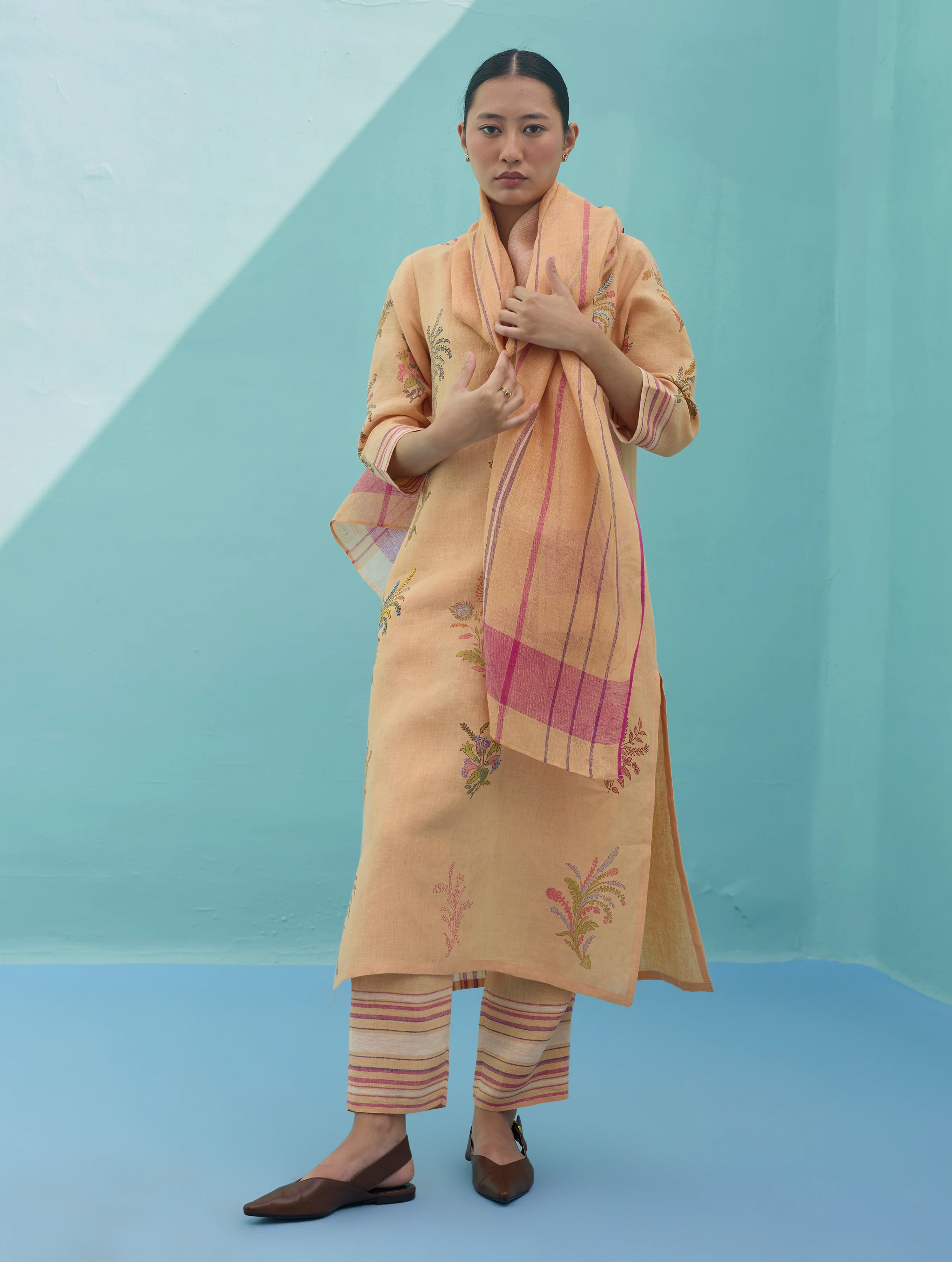 Zura Floral Block Printed Embroidered Kurta Set - Apricot - Image 16